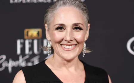 Ricki Lake Net Worth, Relationships, Age/Birthdate & Birthday Facts