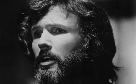 Kris Kristofferson Net Worth, Relationships, Age/Birthdate & Birthday Facts