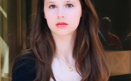 Rachel Korine Net Worth, Relationships, Age/Birthdate & Birthday Facts