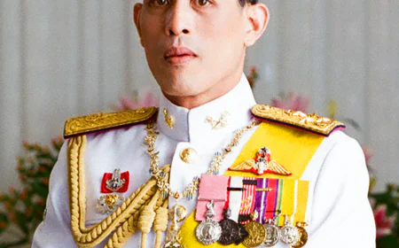 King of Thailand Net Worth, Relationships, Age/Birthdate & Birthday Facts