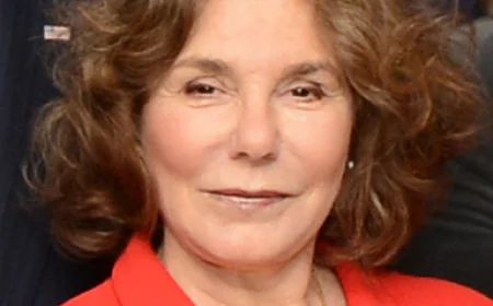 Teresa Heinz Kerry Net Worth, Relationships, Age/Birthdate & Birthday Facts