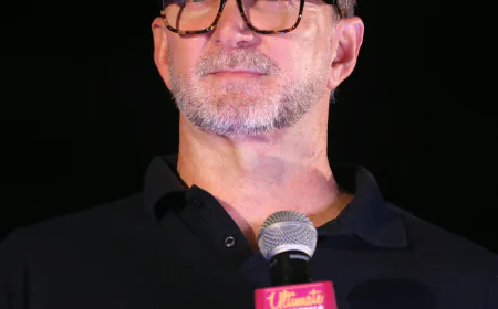 Clinton Kelly Net Worth, Relationships, Age/Birthdate & Birthday Facts