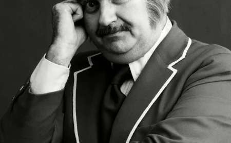 Bob Keeshan Net Worth, Relationships, Age/Birthdate & Birthday Facts