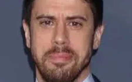 Toby Kebbell Net Worth, Relationships, Age/Birthdate & Birthday Facts