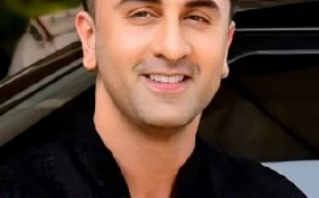 Ranbir Kapoor Net Worth, Relationships, Age/Birthdate & Birthday Facts