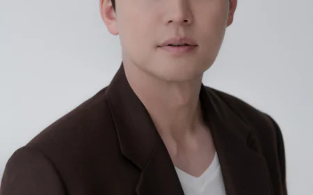 Lee Jung-jin Net Worth, Relationships, Age/Birthdate & Birthday Facts