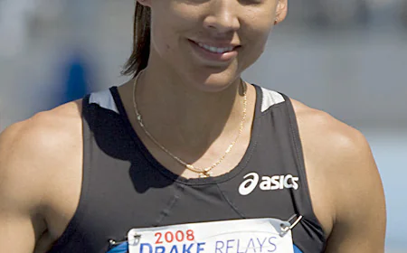 Lolo Jones Net Worth, Relationships, Age/Birthdate & Birthday Facts