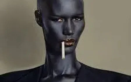 Grace Jones Net Worth, Relationships, Age/Birthdate & Birthday Facts