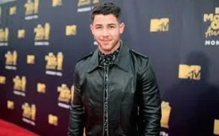 Nick Jonas Net Worth, Relationships, Age/Birthdate & Birthday Facts