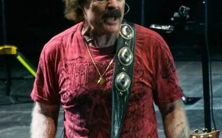 Tom Johnston Net Worth, Relationships, Age/Birthdate & Birthday Facts