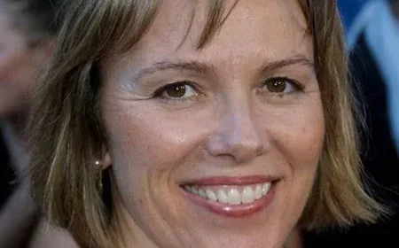 Lucinda Jenney Net Worth, Relationships, Age/Birthdate & Birthday Facts