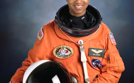 Mae Jemison Net Worth, Relationships, Age/Birthdate & Birthday Facts