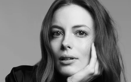 Gillian Jacobs Net Worth, Relationships, Age/Birthdate & Birthday Facts