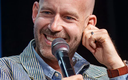 Bret Iwan Net Worth, Relationships, Age/Birthdate & Birthday Facts