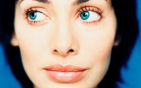 Natalie Imbruglia Net Worth, Relationships, Age/Birthdate & Birthday Facts