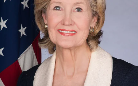 Kay Bailey Hutchison Net Worth, Relationships, Age/Birthdate & Birthday Facts