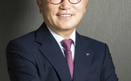 Park Hyeon-Joo Net Worth, Relationships, Age/Birthdate & Birthday Facts