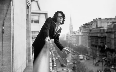 Michael Hutchence Net Worth, Relationships, Age/Birthdate & Birthday Facts