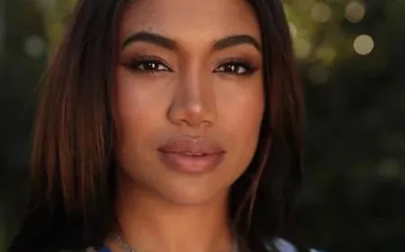 Paige Hurd Net Worth, Relationships, Age/Birthdate & Birthday Facts
