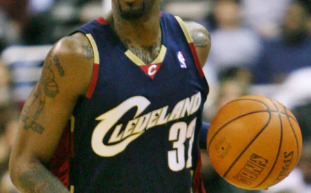 Larry Hughes Net Worth, Relationships, Age/Birthdate & Birthday Facts