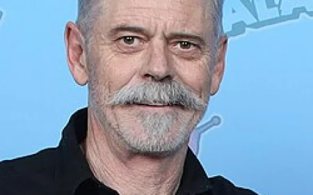 C. Thomas Howell Net Worth, Relationships, Age/Birthdate & Birthday Facts