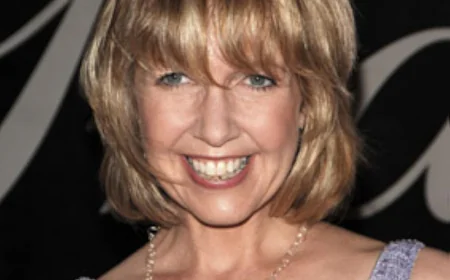 Monica Horan Net Worth, Relationships, Age/Birthdate & Birthday Facts