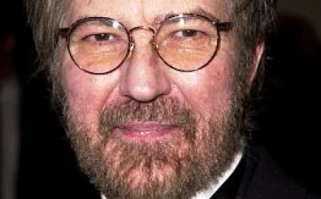 Tobe Hooper Net Worth, Relationships, Age/Birthdate & Birthday Facts