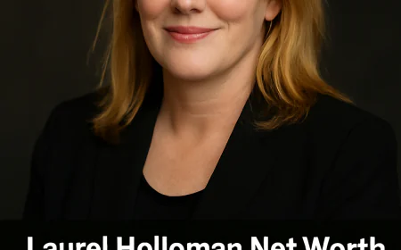 Laurel Holloman Net Worth, Relationships, Age/Birthdate & Birthday Facts