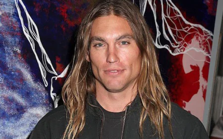 Max Hodges Net Worth, Relationships, Age/Birthdate & Birthday Facts