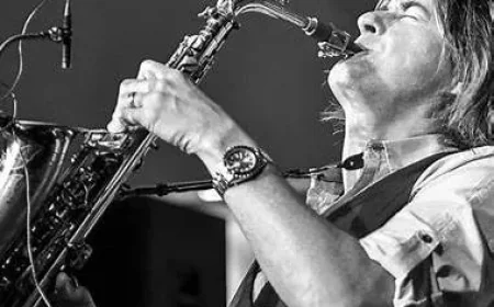 Warren Hill Net Worth, Relationships, Age/Birthdate & Birthday Facts