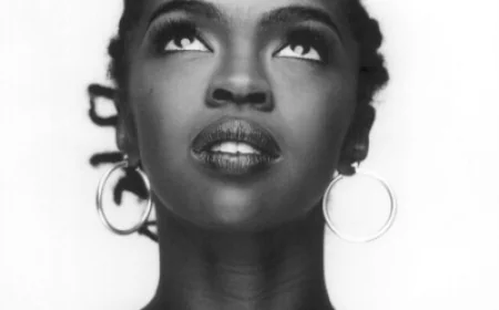 Lauryn Hill Net Worth, Relationships, Age/Birthdate & Birthday Facts