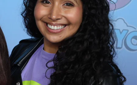 Kathleen Herles Net Worth, Relationships, Age/Birthdate & Birthday Facts