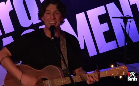 Taylor Henderson Net Worth, Relationships, Age/Birthdate & Birthday Facts