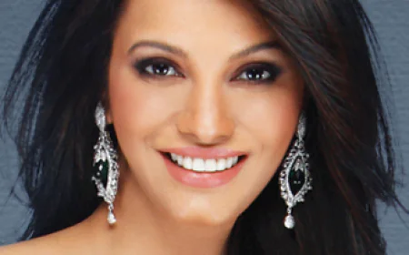 Diana Hayden Net Worth, Relationships, Age/Birthdate & Birthday Facts