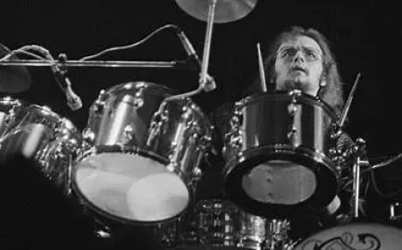 John Hartmann Net Worth, Relationships, Age/Birthdate & Birthday Facts