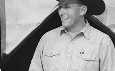 J.W. Hart Net Worth, Relationships, Age/Birthdate & Birthday Facts