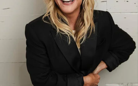 Rachael Harris Net Worth, Relationships, Age/Birthdate & Birthday Facts