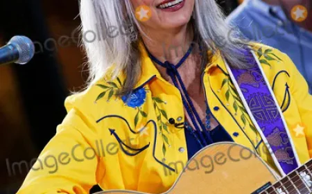 Emmylou Harris Net Worth, Relationships, Age/Birthdate & Birthday Insights