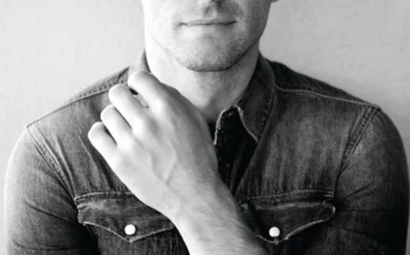 Ian Harding Net Worth, Relationships, Age/Birthdate & Birthday Facts