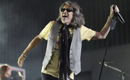 Kelly Hansen Net Worth, Relationships, Age/Birthdate & Birthday Facts