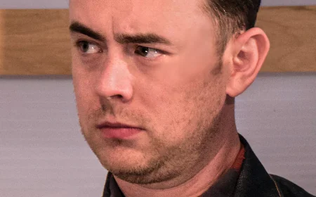 Colin Hanks Net Worth, Relationships, Age/Birthdate & Birthday Facts