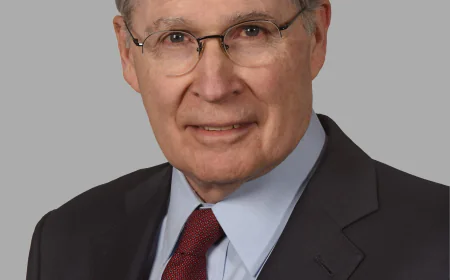 Stephen Hadley Net Worth, Relationships, Age/Birthdate & Birthday Facts