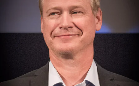 Robert Gustafsson Net Worth, Relationships, Age/Birthdate & Birthday Facts