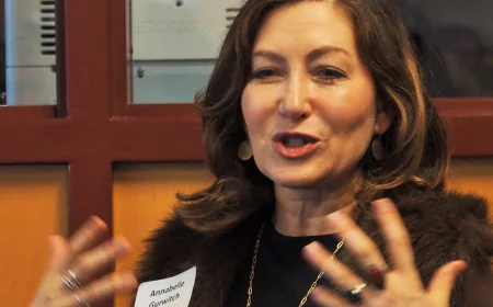 Annabelle Gurwitch Net Worth, Relationships, Age/Birthdate & Birthday Facts