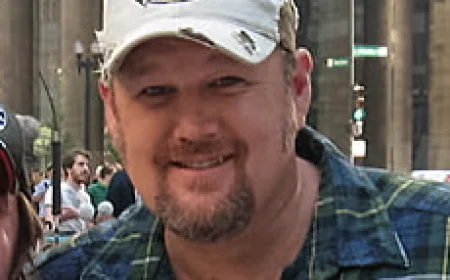 Larry The Cable Guy Net Worth, Relationships, Age/Birthdate & Birthday Facts