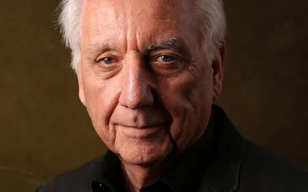Bob Gunton Net Worth, Relationships, Age/Birthdate & Birthday Facts