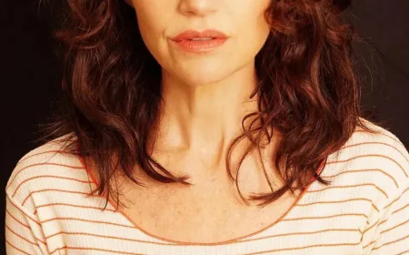 Carla Gugino Net Worth, Relationships, Age/Birthdate & Birthday Facts