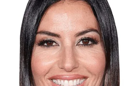 Elisabetta Gregoraci Net Worth, Relationships, Age/Birthdate & Birthday Facts
