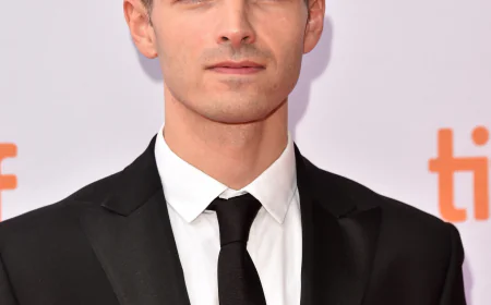 Alex Greenwald Net Worth, Relationships, Age/Birthdate & Birthday Facts