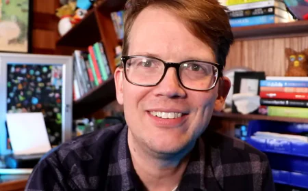 Hank Green Net Worth, Relationships, Age/Birthdate & Birthday Facts